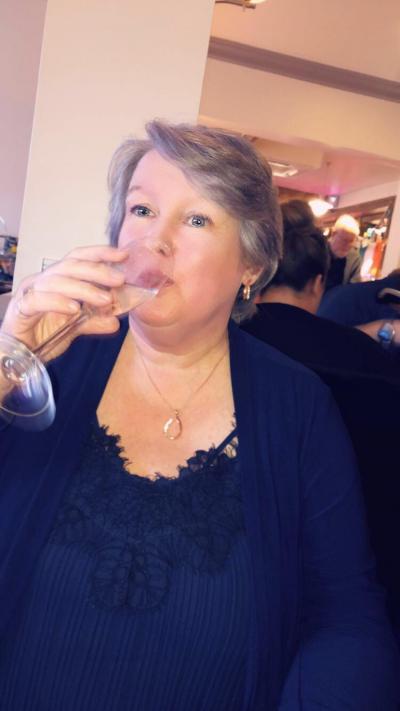 Make New Friends Warrington, VIVIAN, 65 years old