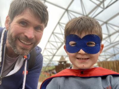 Make New Friends Warwick, Kristian, 40 years old