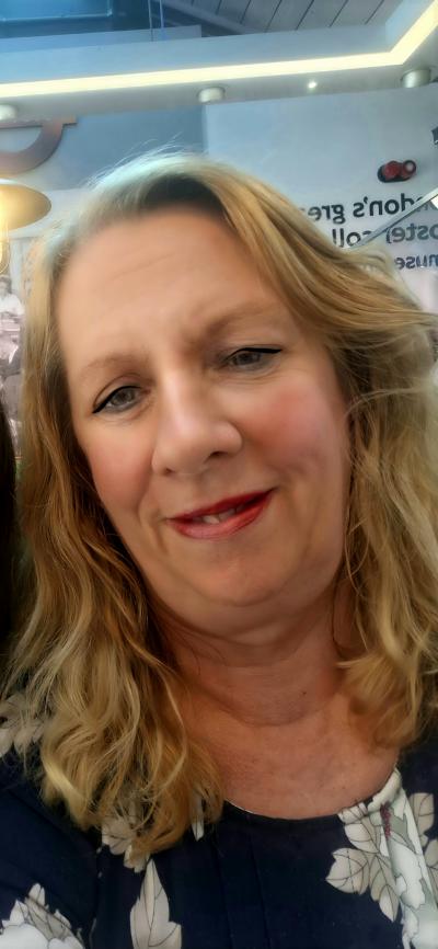 Make New Friends Wembley, Mary, 59 years old