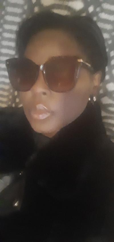 Make New Friends West Ealing, Beth Thompson, 43 years old