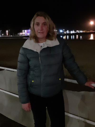 Make New Friends Weymouth, Caroline, 50 years old