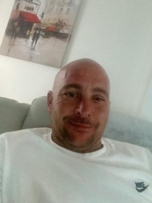 Make New Friends Weymouth, Leigh, 46 years old