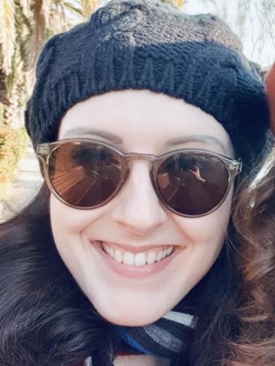 Make New Friends Winchester, Claire, 38 years old