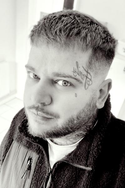 Make New Friends Winchester, Curtis, 37 years old