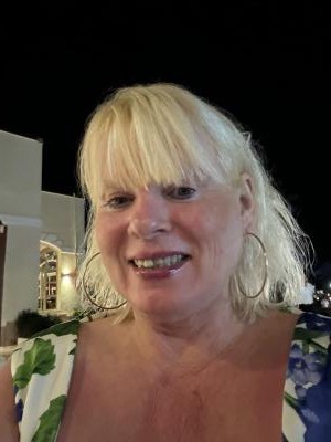Make New Friends Woking, Amanda, 58 years old
