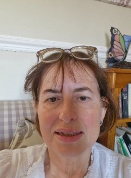 Make New Friends Worcester, Hazel, 61 years old