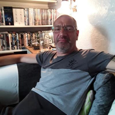 Make New Friends Gillingham, Tony, 60 years old