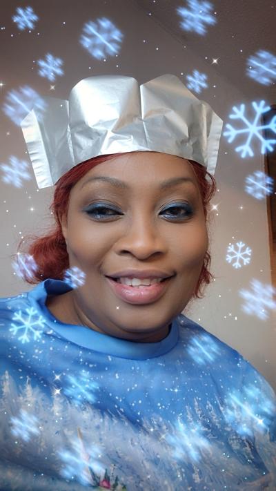 Make New Friends Hatfield, Nathalie, 45 years old